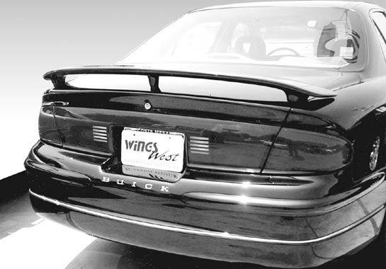 1997-2002 Buick Century 4Dr Custom 3 Leg Wing With Light